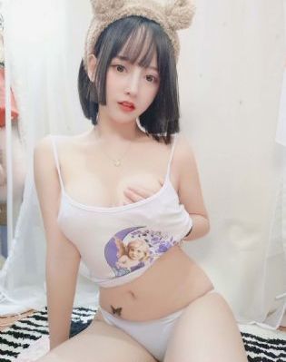 欧美秋款连衣裙_超清迅雷电影在线