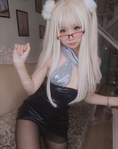 国产美女们三级_国产无码网页在线观看