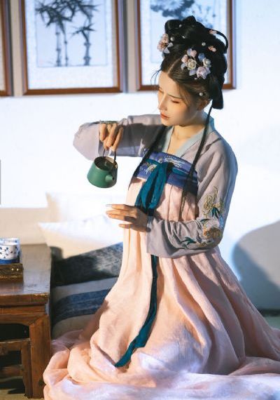 qq女生头像短发欧美_欧美在线观看