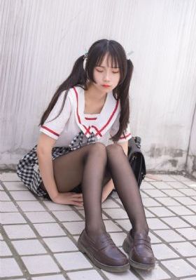 欧美时尚秋冬女装街拍_1080P在线手机播放