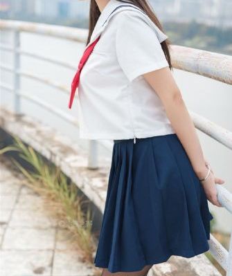 欧美琳文胸_免费观看