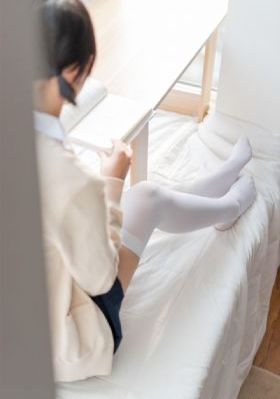 日韩碎花衫_蓝光在线手机播放