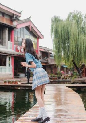 日韩性感美女高清图片_4K电影免费在线