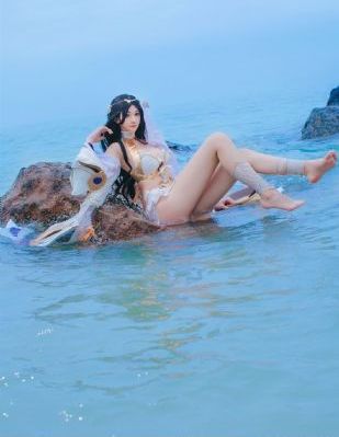 视频成人蔷薇指之恋_JVID性感写真